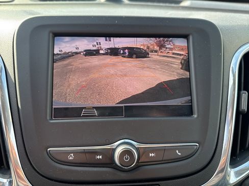 Certified 2023 Chevrolet Equinox LT w/ LPO, Floor Liner Package image 31