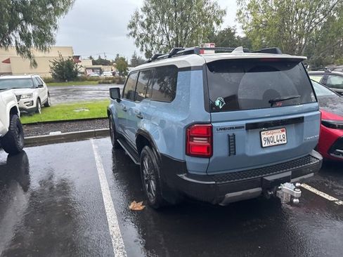 Used 2024 Toyota Land Cruiser Base image 10