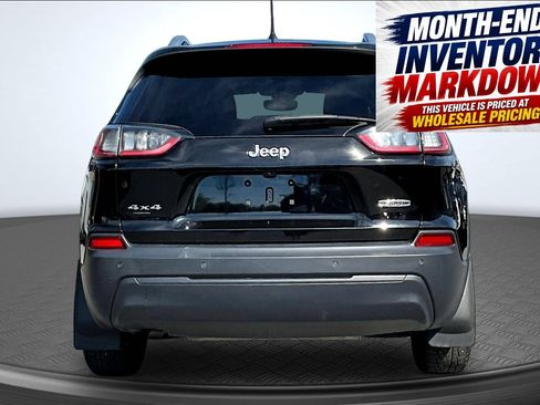 Used 2021 Jeep Cherokee Latitude Plus AWD/4WD image 6