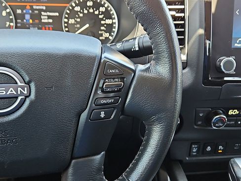 Used 2024 Nissan Frontier SV w/ SV Convenience Package image 16