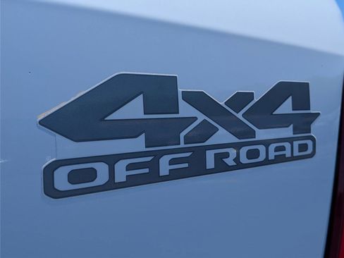 Used 2021 RAM 2500 Tradesman w/ Chrome Appearance Group AWD/4WD image 35