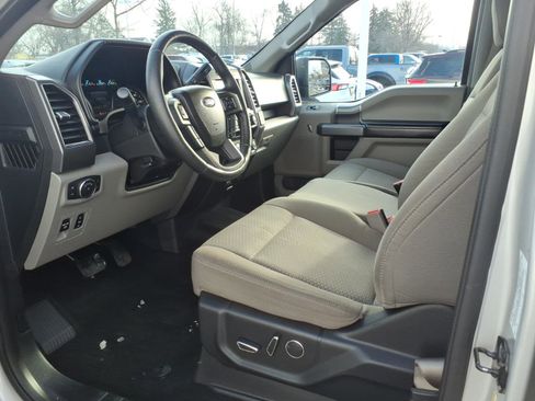 Used 2017 Ford F150 XLT w/ Equipment Group 302A Luxury image 12