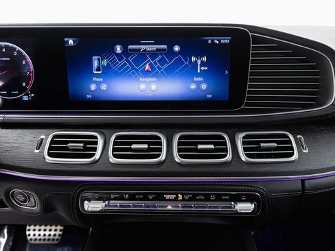 Certified 2025 Mercedes-Benz GLE 53 AMG 4MATIC Coupe image 17