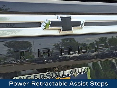 Used 2024 Chevrolet Tahoe High Country AWD/4WD image 33