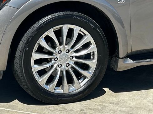 Used 2015 INFINITI QX80 4WD w/ Deluxe Technology Package image 4