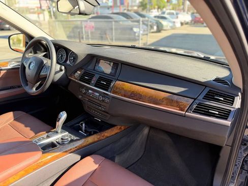 Used 2012 BMW X5 xDrive35i image 36