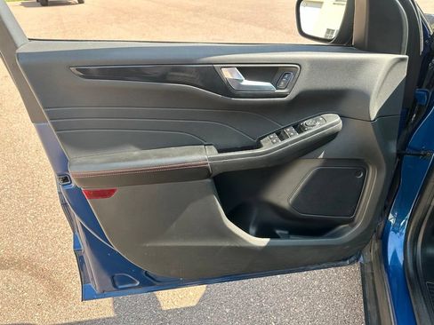 Used 2023 Ford Escape ST-Line AWD/4WD image 12