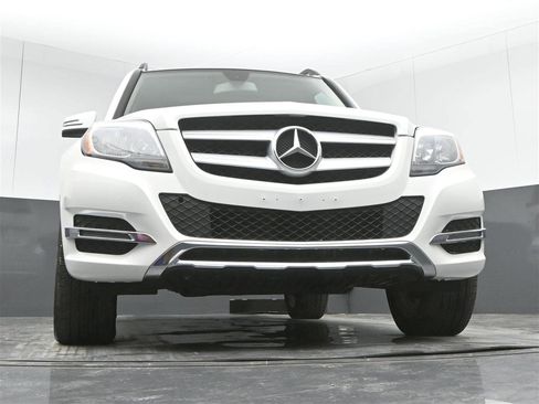 Used 2015 Mercedes-Benz GLK 350 4MATIC image 31