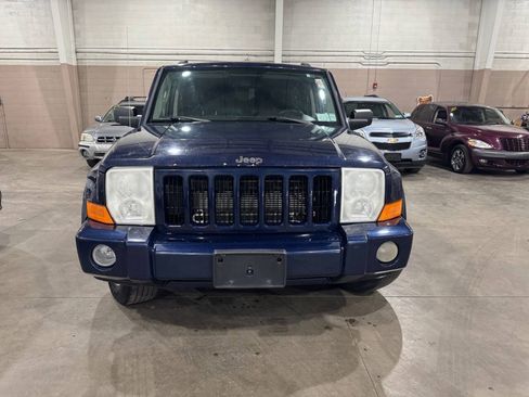 Used 2006 Jeep Commander 4WD image 2
