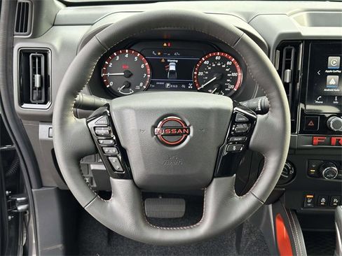 New 2026 Nissan Frontier PRO-4X w/ Pro-4x Convenience Package image 18