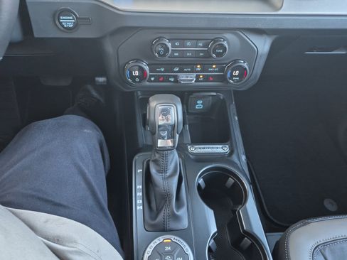 New 2025 Ford Bronco Outer Banks image 28