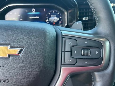Used 2025 Chevrolet Silverado 1500 LT AWD/4WD image 21
