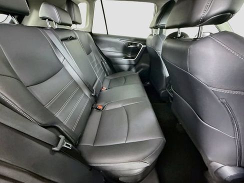 Certified 2024 Toyota RAV4 XLE Premium AWD/4WD image 28