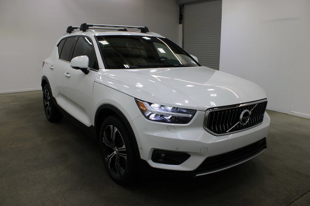 Used 2022 Volvo XC40 T5 Inscription w/ Advanced Package AWD/4WD image 6