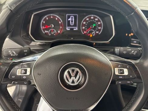 Used 2019 Volkswagen Jetta SE FWD image 14