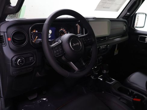 New 2026 Jeep Gladiator Rubicon AWD/4WD image 18