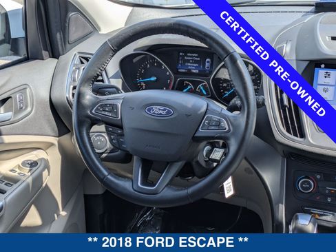 Certified 2018 Ford Escape SEL FWD image 17