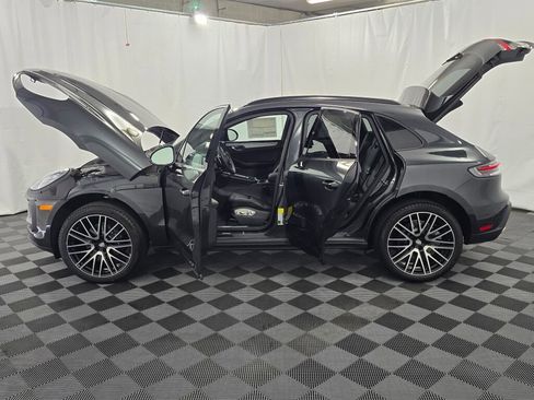 New 2026 Porsche Macan AWD/4WD image 13