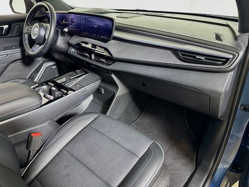 Certified 2025 Buick Enclave Preferred image 29