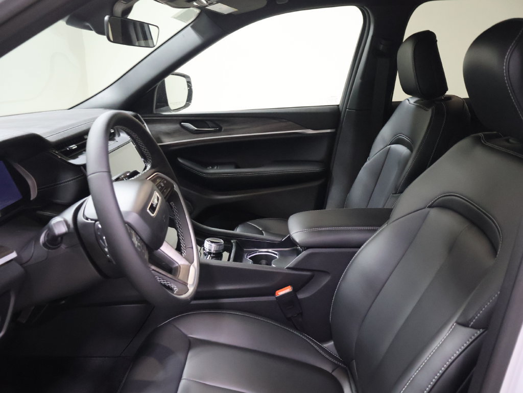 New 2027 Jeep Grand Cherokee Limited AWD/4WD image 9