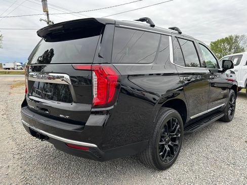 Used 2022 GMC Yukon SLT w/ SLT Premium Package AWD/4WD image 11