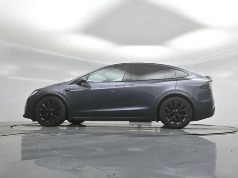 Used 2023 Tesla Model X AWD/4WD image 46