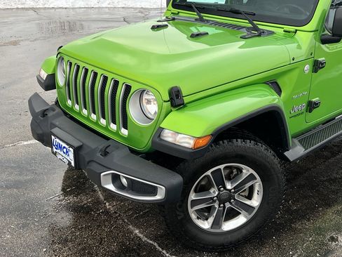 Used 2019 Jeep Wrangler Unlimited Sahara w/ Cold Weather Group image 8