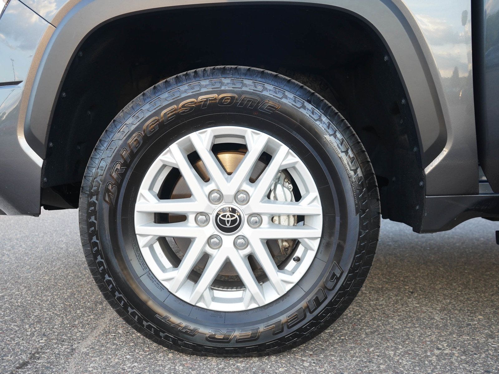 Used 2024 Toyota Tundra SR5 w/ SR5 Premium Package AWD/4WD image 30