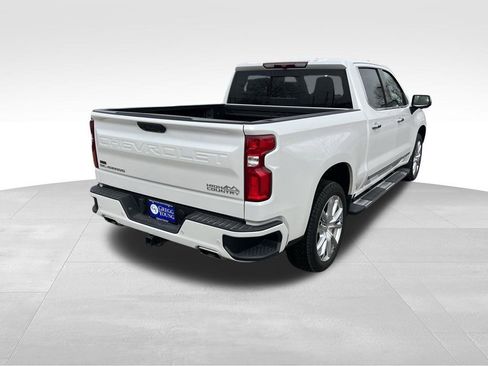 Used 2022 Chevrolet Silverado 1500 High Country w/ High Country Premium Package image 7
