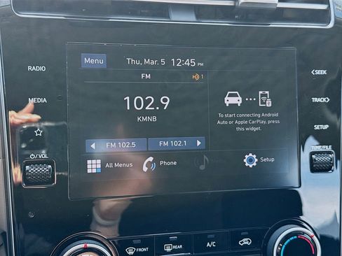 Used 2023 Hyundai Tucson SE image 12