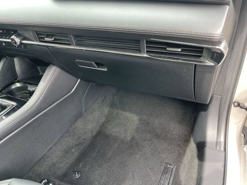 Used 2024 MAZDA MAZDA3 s FWD image 33