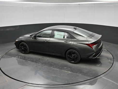 New 2026 Hyundai Elantra SEL Sport Premium FWD image 29