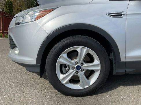 Used 2016 Ford Escape SE w/ Equipment Group 201A AWD/4WD image 28