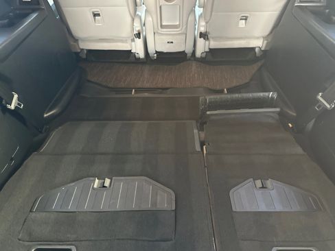 Used 2023 Honda Odyssey EX-L image 17