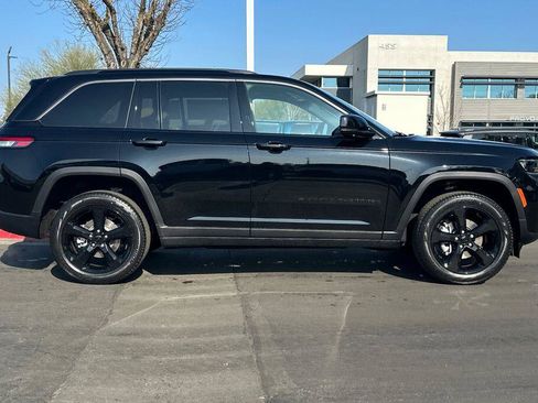 New 2026 Jeep Grand Cherokee Limited w/ Limited Altitude Package image 3