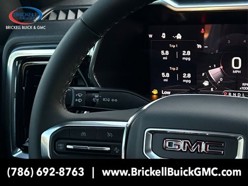 New 2025 GMC Canyon Elevation w/ Convenience Package image 32