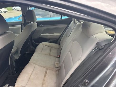 Used 2018 Hyundai Elantra SEL image 6