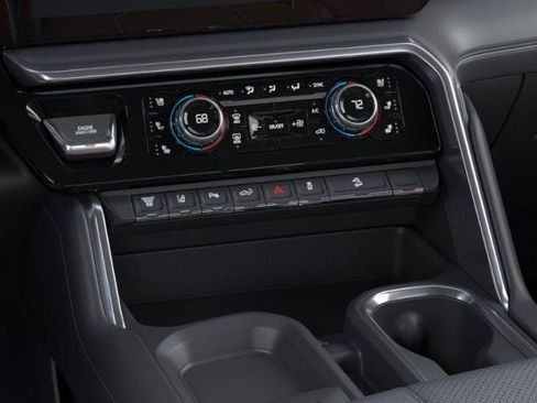 New 2026 GMC Sierra 2500 Denali w/ Max Trailering Package AWD/4WD image 23