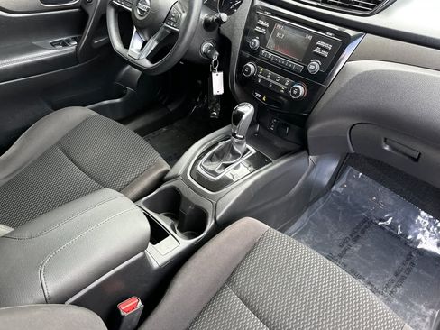 Used 2018 Nissan Rogue Sport S AWD/4WD image 17