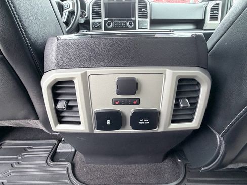 Used 2020 Ford F150 Lariat w/ Equipment Group 502A Luxury AWD/4WD image 30