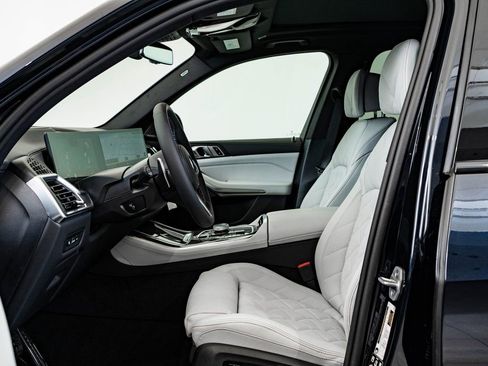 New 2026 BMW X5 M60i AWD/4WD image 25