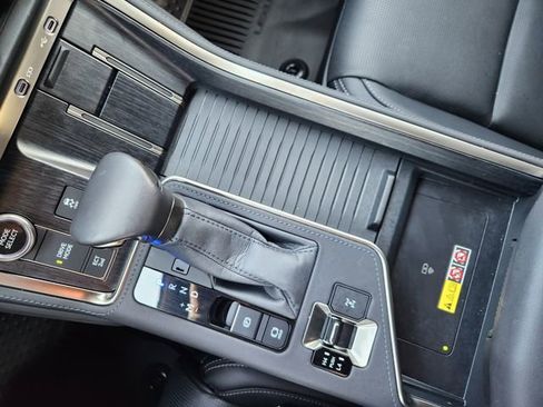 Used 2025 Lexus GX 550 w/ Cold Area Package AWD/4WD image 20