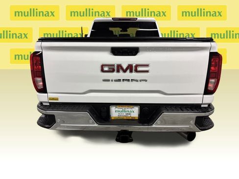 Used 2024 GMC Sierra 3500 Pro image 18