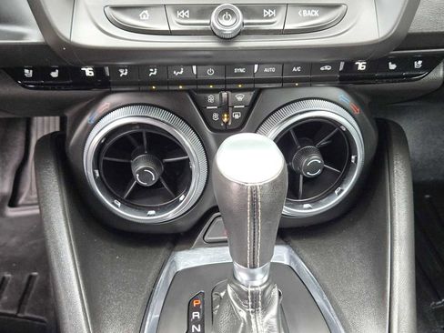 Used 2021 Chevrolet Camaro LT w/ RS Package image 20