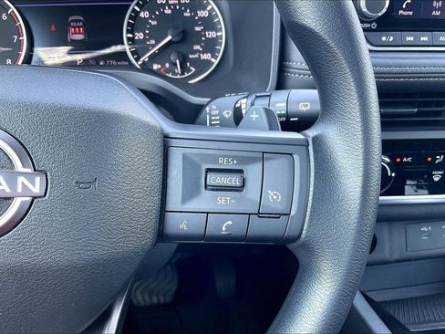 Certified 2025 Nissan Rogue S FWD image 20