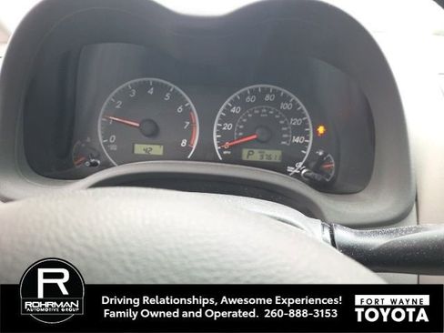 Used 2010 Toyota Corolla LE image 3