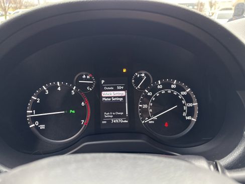 Used 2021 Lexus GX 460 Premium w/ Accessory Package image 11