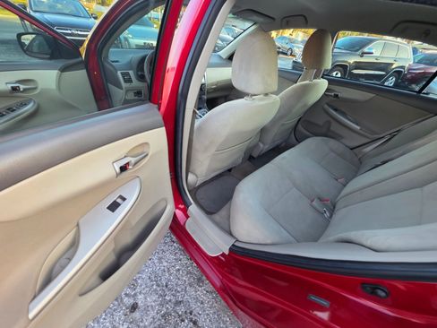 Used 2010 Toyota Corolla LE FWD image 13