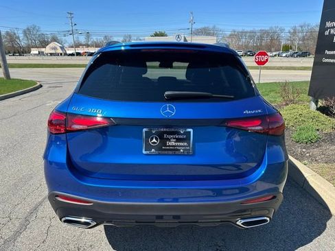 Used 2026 Mercedes-Benz GLC 300 4MATIC image 4