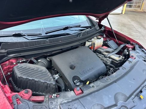 Used 2021 Chevrolet Traverse RS image 36